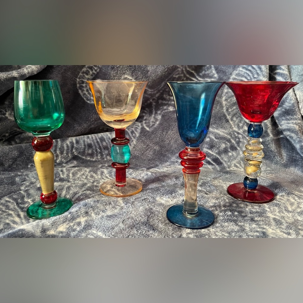 Cordial glasses